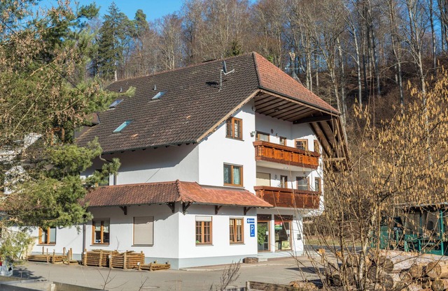 Spacious Apartment “Ferienwohnung Maria” in Rural Area with Wi-Fi