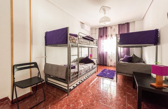 Spacious apartment with terrace. 3bed in the center