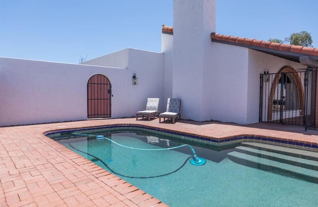 Spacious Arcadia Lite house w pool mtn views