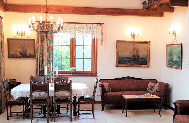 Spacious Baltic Manor House in 6000 m2 garden. Beach & Forest. Privacy & comfort