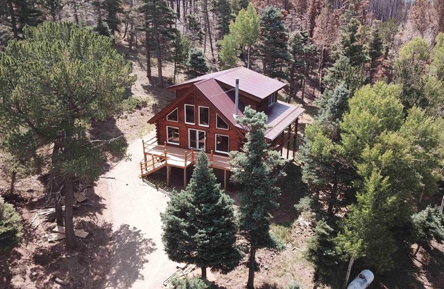 Spacious cabin in gated community.