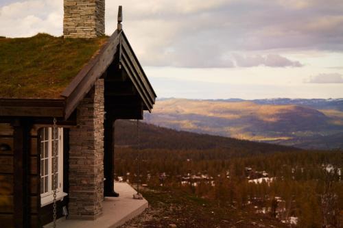 Spacious cabin with panoramic view, bbq, Wifi & fireplace
