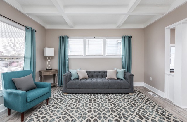 Spacious & Cheery -Family Friendly - 5min to downtown