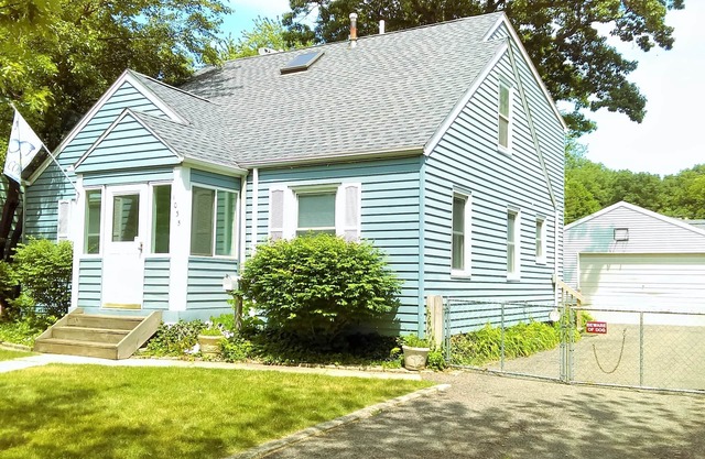 Spacious, Fun and Family Friendly Beach Home