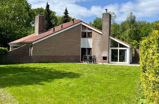 Spacious home in Zwiggelte