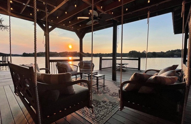 Spacious Home on Lake Hickory with Dock