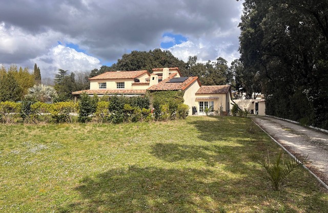 Spacious house Swimming pool - Entre Plages, Montpellier Cévennes Pets welcome