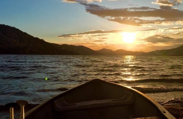 Spacious House with Breathtaking Panoramic Views and Private River Access