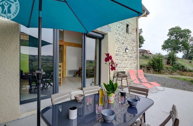 Spacious house with terrace, garden, and wood stove in Saint-Héand