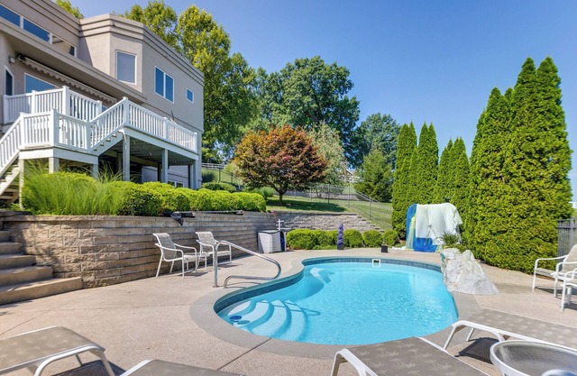Spacious Missouri Retreat w/Pool, Gym & Game Room