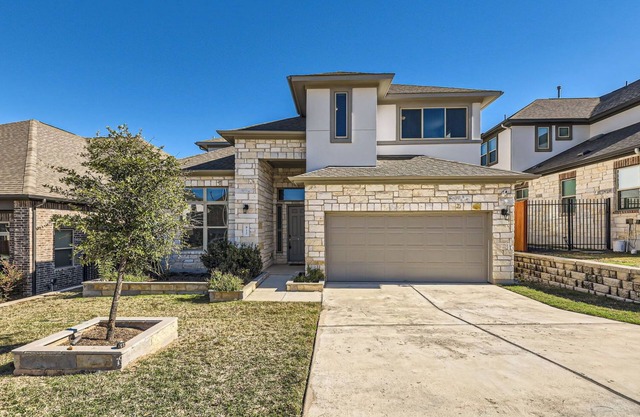 Spacious, Modern 4bd house with yard in tranquil Cedar Park near Avery Ranch