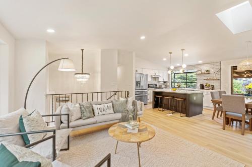 Spacious Modern Retreat w Game Room and Yard