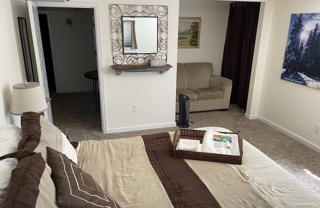 Spacious, New, Colorado Springs Getaway