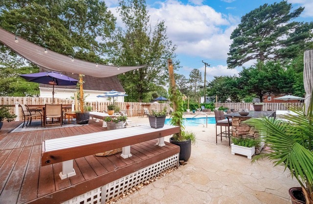 Spacious Oasis on Monument | Incredible Backyard
