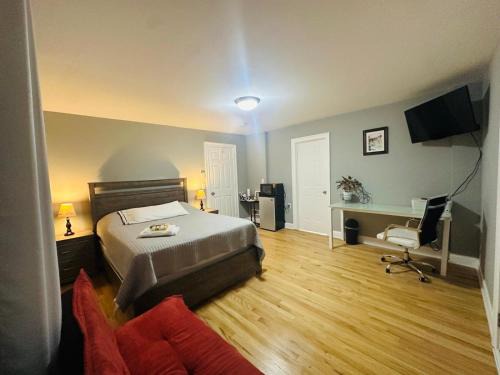 Spacious Private Suit Room Fairfax City