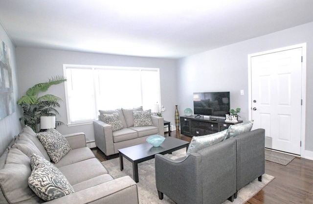 Spacious, Renovated Suburban 2-Bed Near Chicago and Transportation