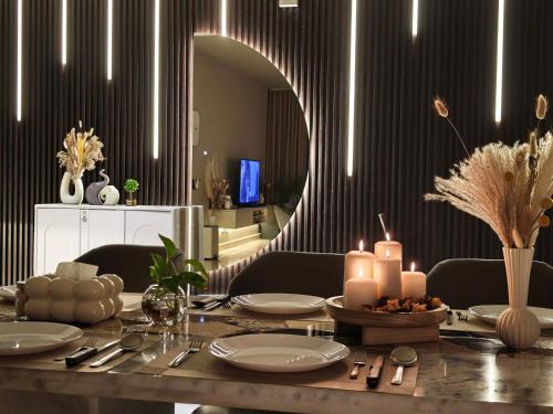 Spacious Romantic Family 4BR 8pax KLCC Balcony