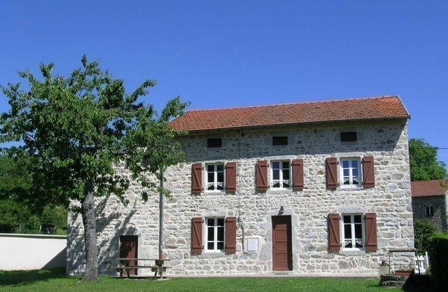 Spacious Village Cottage with Garden, Near Vichy - Sleeps 14, Pet-Friendly, with Modern Amenities