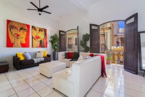 Spanish Penthouse Historic Mansion Private Patio