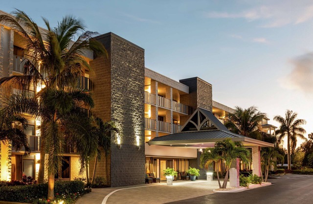 Spark by Hilton Sarasota Siesta Key Gateway