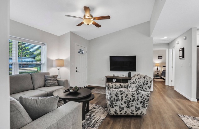 Sparkling 3-bedroom house with AC in Palatka