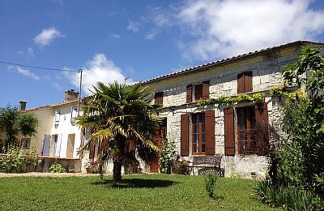 Special Offer! Stunning stone house and annexe with large private heated Pool.