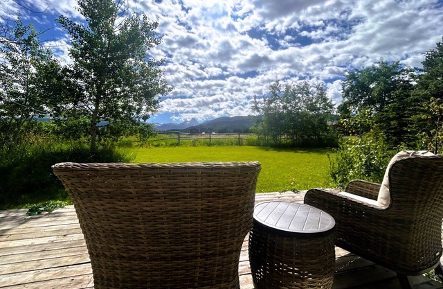 Specials* Grand Teton Views at Teton Log Cabin