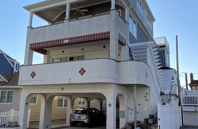 Spectacular Beach Vacation Home, Ocean Views, Steps to Beach Available For Julyn