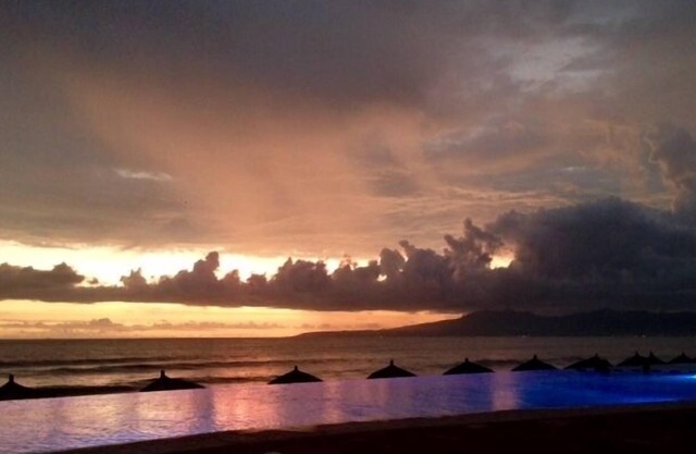 Spectacular, Jaw-dropping vistas from this 9th floor direct beachfront condo!