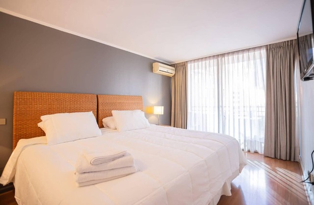 Spectacular Views from a Modern Apartment