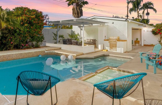 Splash Haven|Heated Pool|Huge Living Area|Games