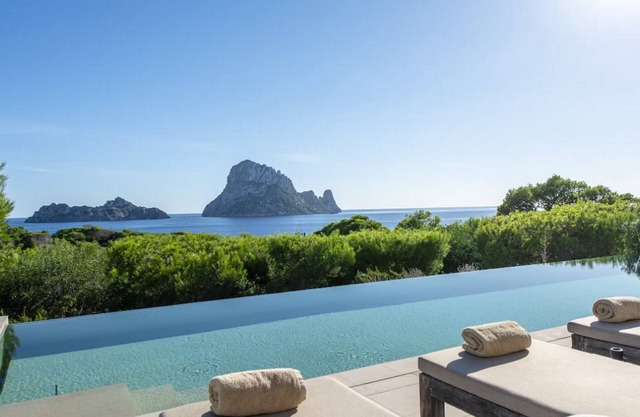 Splendid Ibiza Villa | Villa Narcissa | 3 Bedrooms | Breathtaking Sea Views |.