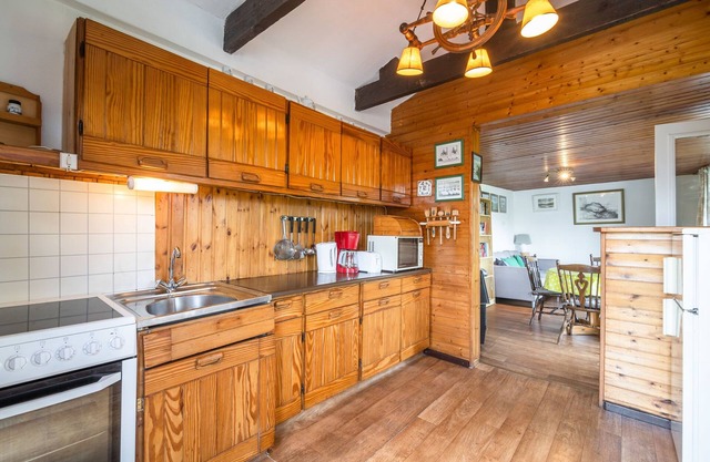 Splendid Chalet in Gouvy with Fenced Garden