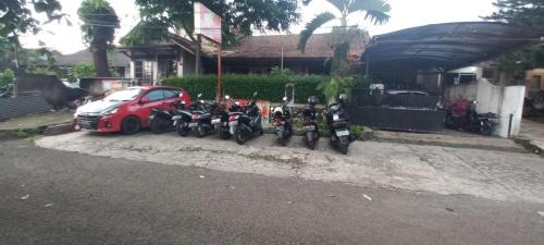 SPOT ON 93964 Guest House Pak Gatot 3