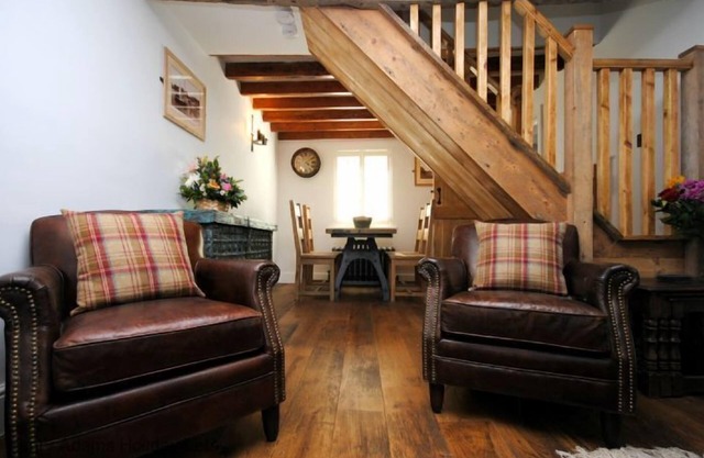 Springwell , West Wittering - a cottage that sleeps 4 guests in 2 bedrooms