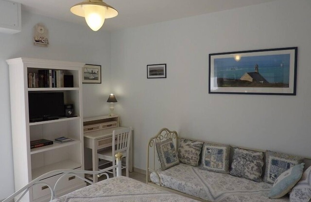 St Malo - recent studio, very well located - close to the beach - pet allowed