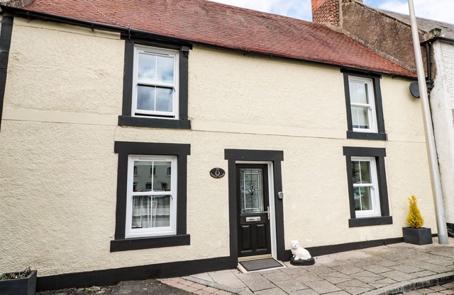 STABLE LODGE, family friendly, with a garden in Coldstream