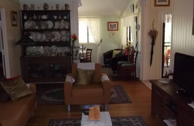 Staple House Woolooga