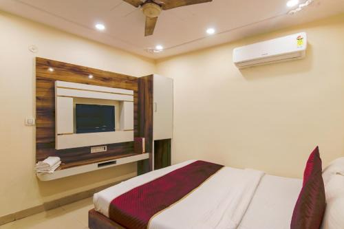 Star Palace by The Vivan Stay New Delhi Railway Station