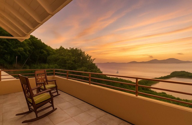 STARGAZER - a tropical retreat & pool, above Long Bay & Smuggler's beaches