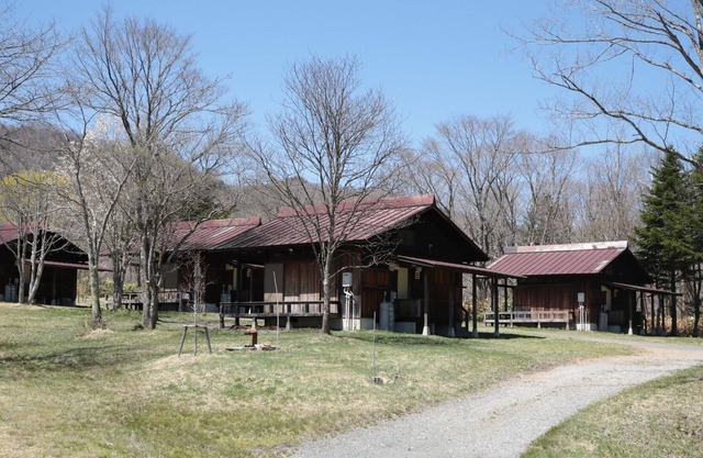Stay comfortably in a villa Togakushi Campsite Co / Nagano Nagano