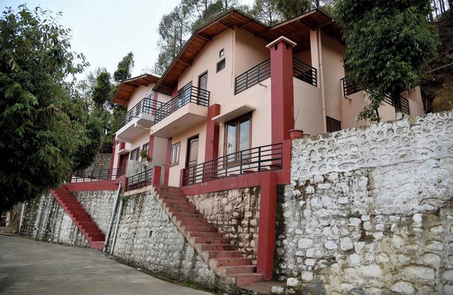 Stay in Luxury Apartment & Cottage In Bhowali Nainital