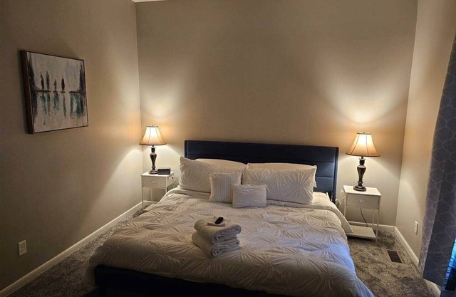 Stay on State 2 bed