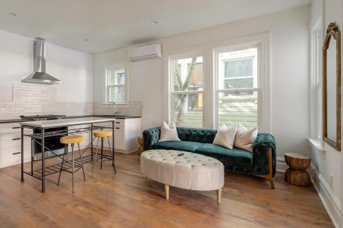 Stay Portland - The Retrouvailles Suite- Espresso & Craft Brews