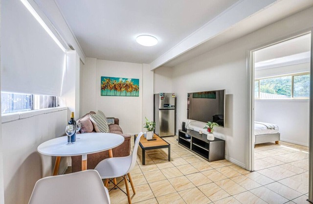 StayAU Cozy 1BR Living Space Near Chadstone