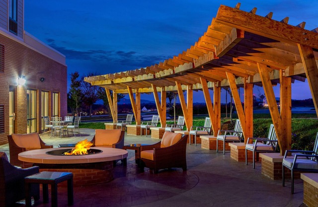 Staybridge Suites Charlottesville Airport by IHG