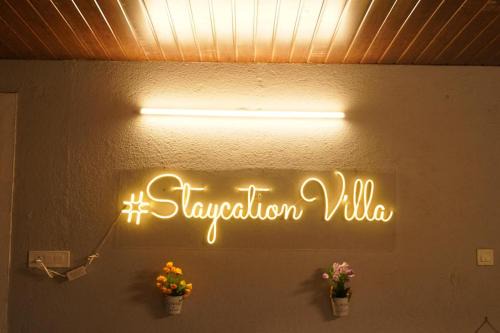 Staycation a six bedroom delux villa