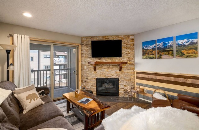 Steamboat BigBear Lodge
