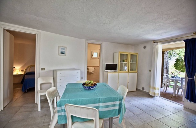Stella di Gallura Two-room apartment sleeps 2, A.C, WIFI