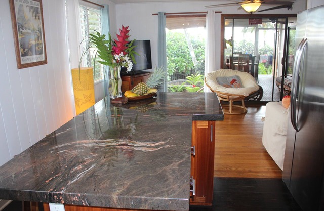 Steps to the Beach at Sunset Beach - North Shore, Oahu, Hawaii, Min 30 days